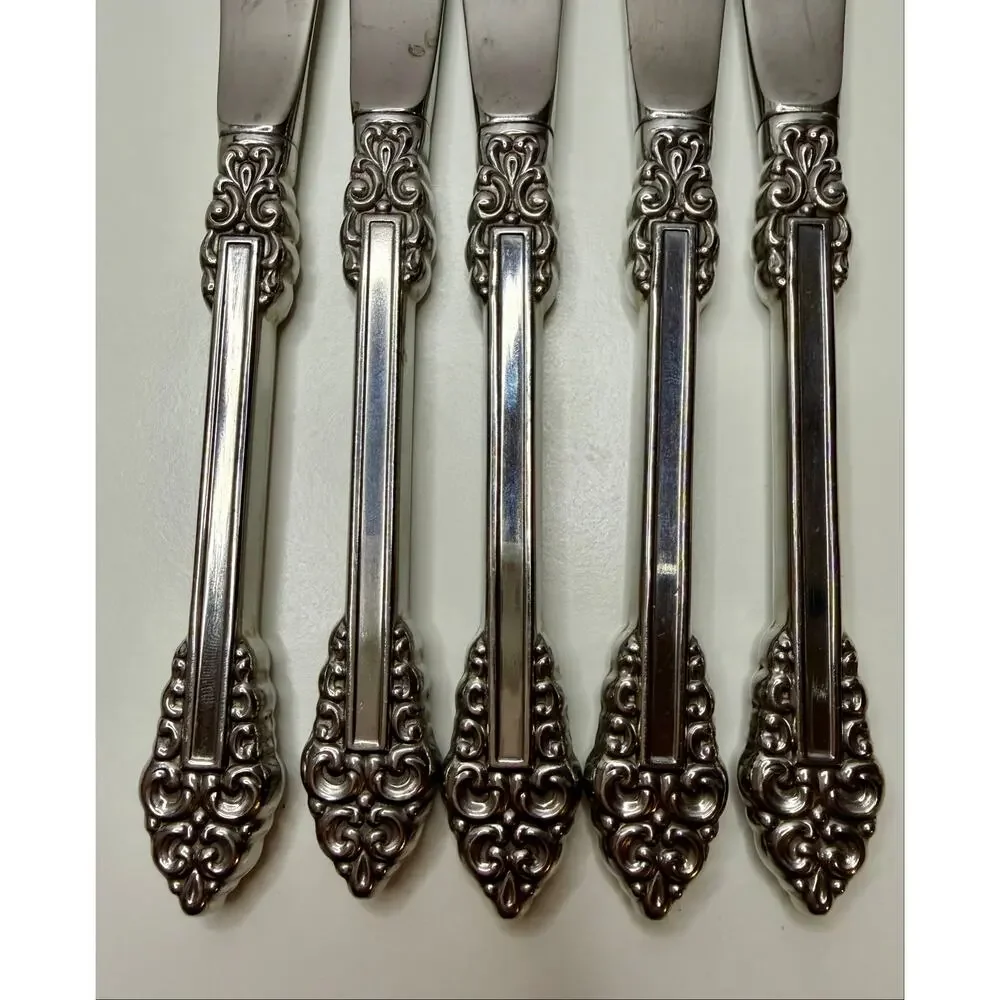 Oneida Heirloom Rembrandt Dinner Knives 9 1/8” Stainless Vintage Set of 5